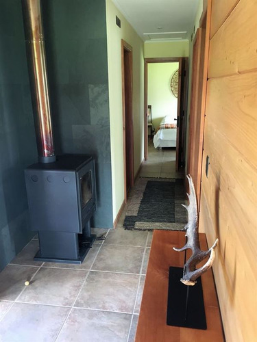 Casa En Venta De 2 Dorm. En Puerto Varas