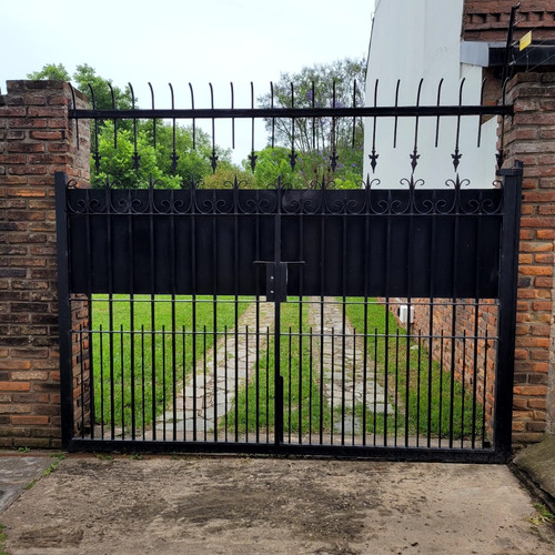 Lote De 10 X 40 Con Garage