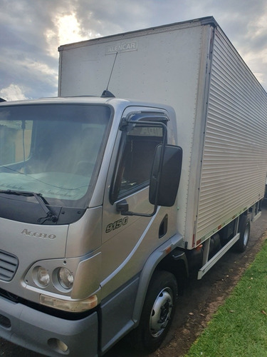 Mb 915 Bau Avenida Caminhoes