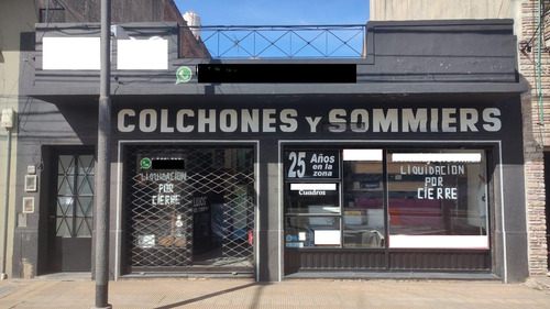 Casa Con Local En Venta