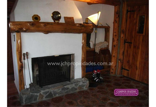 Casa De Troncos En Altos De Manzano - Villa Angostura ( Códi
