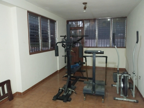 Imagen 28 de 30 de Best House Vende Hermosa Casa Tipo Quinta, Urb. Los Castores