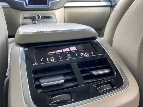 Imagen 14 de 15 de Volvo Xc90 2017 2.0 T6 Momentum Awd 7 Pas At