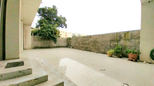 Edificio Oficinas Ascensores Equipado Arriendo Quinta Normal