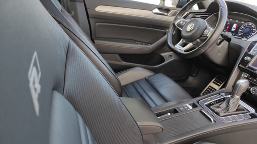 Volkswagen Passat R-line 2.0t Dgs Increible Auto