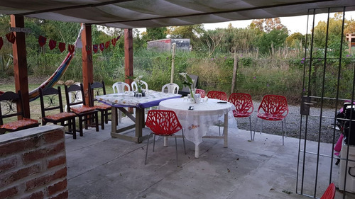 Casa En Alquiler Por Temporada De 3 Dormitorios En El Tesoro (ref: Bpv-6319)