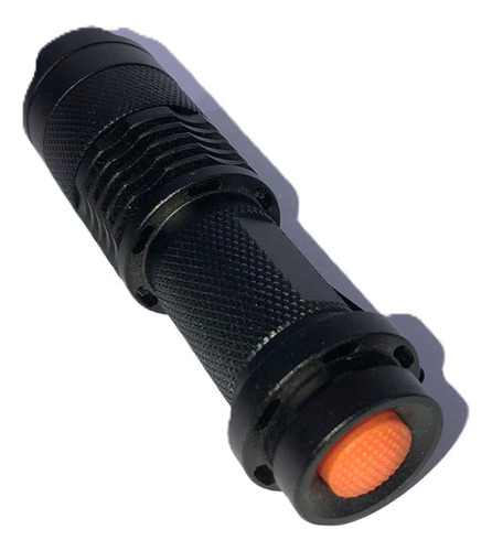 Linterna Táctica De Bolsillo Lente Con Zoom Led Brillante Blanco Negro