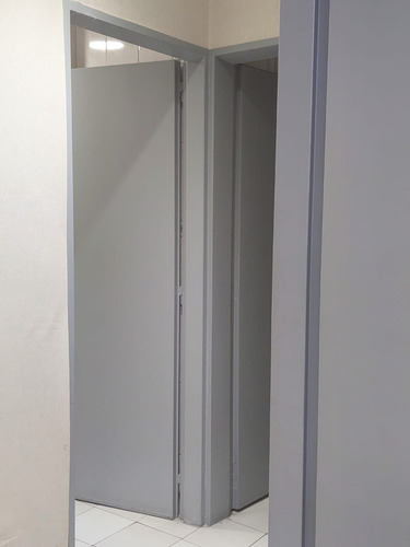 Oficinas , Piso Completo 297 Mts, Frente A Plaza Roma