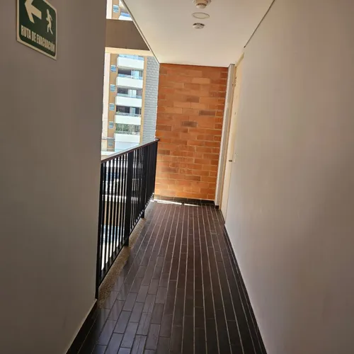 Unidad Ubicada En El Sector Del Esmeraldal Envigado 80 Mts Cod.290525-01