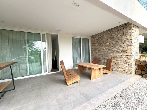 Venta Departamento 2 Amb Pilar Cochera Pileta