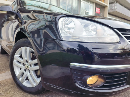 Volkswagen Vento 2.5 Advance 170cv
