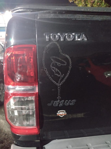 Imagem 8 de 14 de Hilux Srv 4x2 3.0 Diesel Cambio Manual