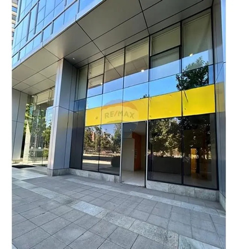 Local Comercial En Las Condes, Gran Oportunidad