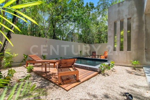 Villa En Venta Tulum De Tres Habitaciones Y Tres Baños Y Medio Ubicacion Ideal