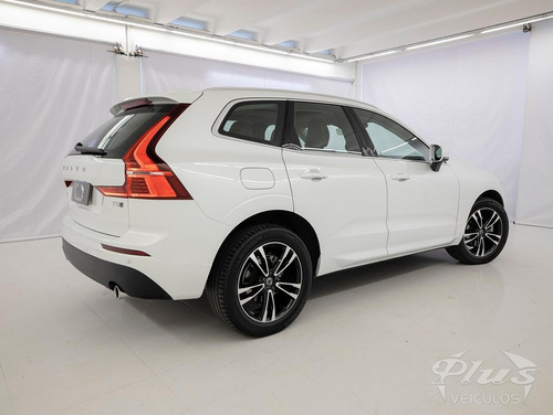 Imagem 3 de 15 de Volvo Xc60 2.0 T5 Momentum Awd