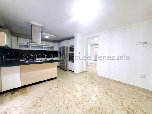 Casa Townhouse En Venta A Estrenar Cantarrana Zona Norte Maracay Todos Los Servicios Remodelada Marmol Porcelanato Estef 25-16085
