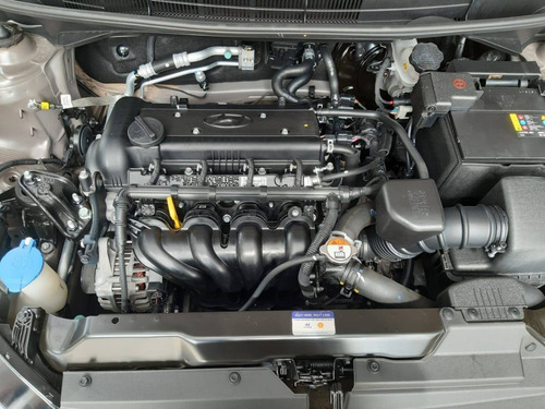 Hyundai Hb20x 1.6 16v Style Flex 4p Automático