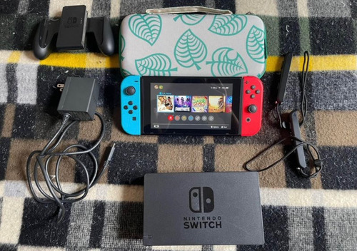 Nintendo Switch + Tarjeta Sd 128gb + Accesorios + Juego