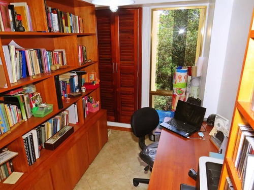 Imagen 12 de 14 de Apartamentoto Res Araguaney 107 M2 Los Nuevos Teques