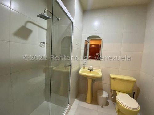 Imagen 20 de 30 de Apartamento En Venta Al Este De Barquisimeto Rah 23-15190 //invierta Seguro Con Rentahouse//