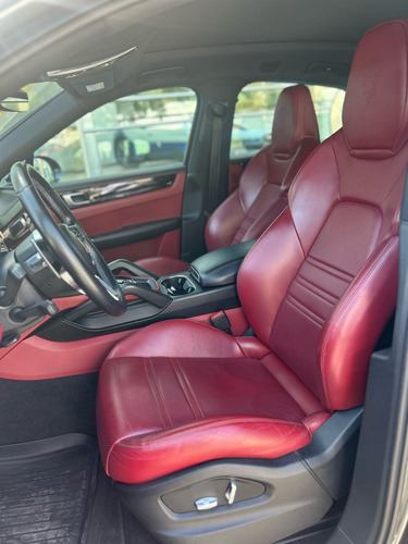 Porsche Cayenne coupé 3.0 V6 At