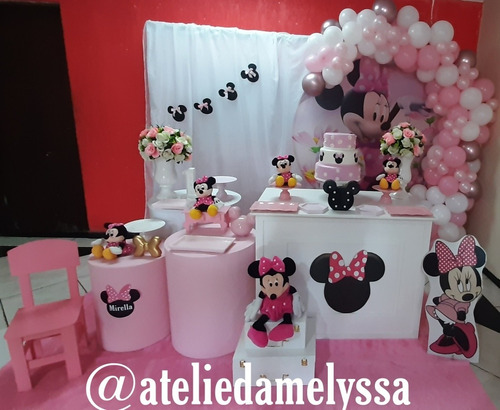 Imagem 3 de 5 de Locação De Decorações De Festas