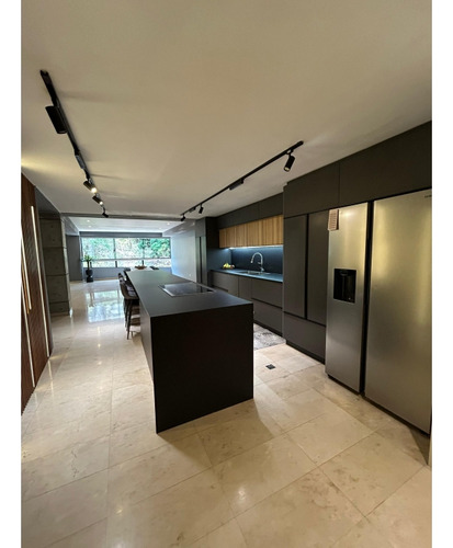 En Venta Apartamento Remodelado En Lomas De Las Mercedes