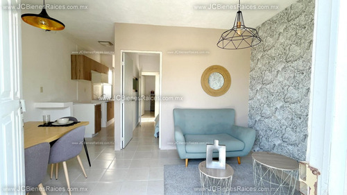 Casa En Venta En Lomas De Río Medio Iv A Tan Solo $590,800