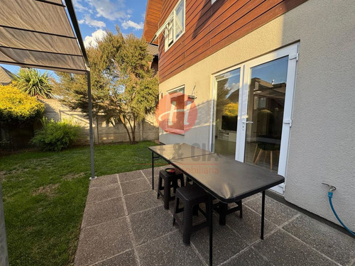 Casa En Venta De 3 Dorm. En Temuco