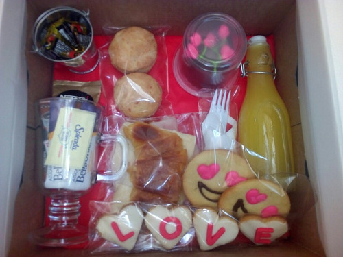 Desayuno O Merienda A Domicilio / Ideal San Valentín