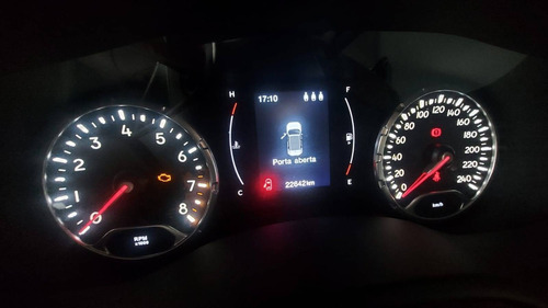 Imagem 5 de 7 de Jeep Renegade 1.8 16v Flex 4p Automático