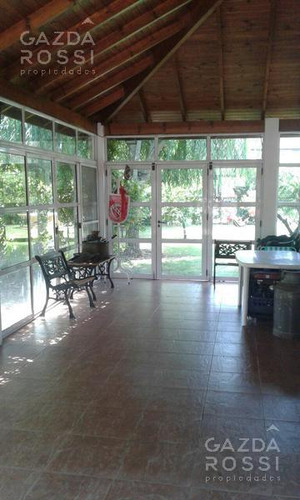 Propiedad A La Venta Apta Crédito Hipotecario En Barrio Malibú.