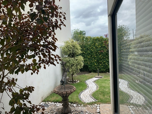 Imagen 4 de 20 de Casa En Venta En Juriquilla Con Roof Garden