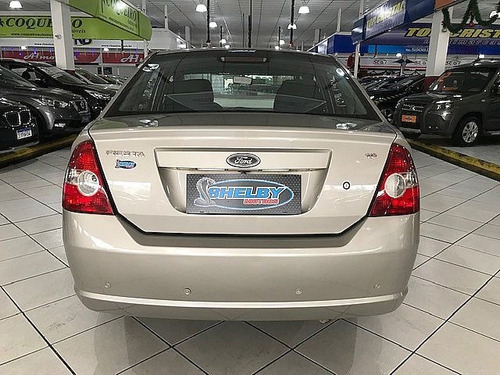 Ford Fiesta Sedan 1.6 Mpi Class Sedan 8v 2010