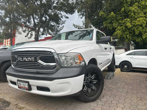 Ram 2500 4x4 V8 Hemi 5.7