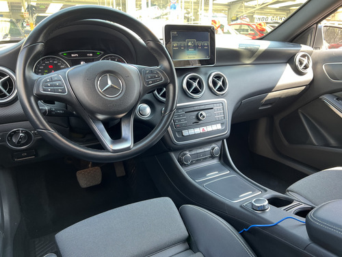 Mercedes-Benz Clase A 1.6 200 Cgi Style Mt