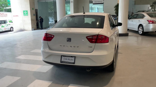 Imagen 2 de 15 de Seat Toledo 2017 1.4 Style Dsg