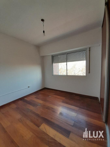 Imagen 12 de 22 de Alquiler - Departamento - Un Dormitorio - Balcon - República De La Sexta - Siberia - Unr