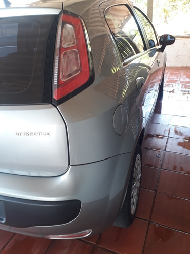 Imagem 5 de 5 de Fiat Punto 2013 1.4 Attractive Flex 5p