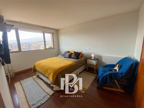Departamento En Venta De 4 Dorm. En Las Condes