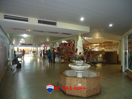 Imagen 8 de 8 de Se Alquila Local En El C. C. Virgen Del Valle, Sector Tipuro