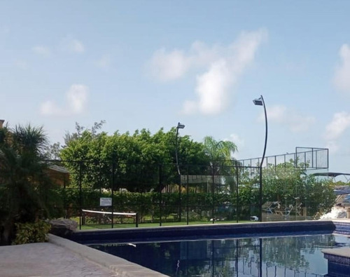 Venta De Villa Con Muelle En Zona Hotelera De Cancun