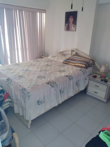 Imagen 9 de 14 de Apartamento Res Los Delfines Ii Catia La Mar La Guaira