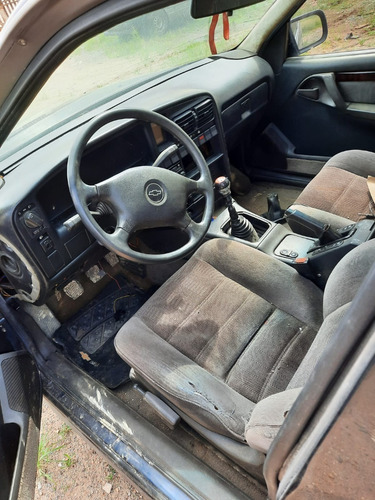 (16) Sucata Ômega Cd 6cc 3.0 1994 Manual ( Retirada Peças)