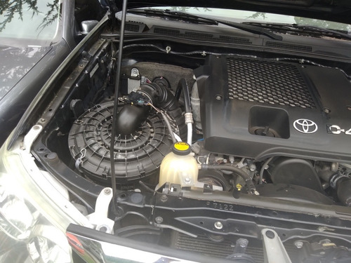 Toyota Sw4 3.0 I Srv At C/cuero 4x4 (2009) 2008