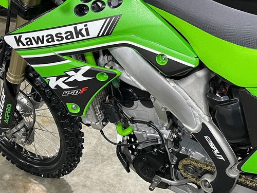 Imagen 21 de 25 de Kawasaki Kx 250 F 2012