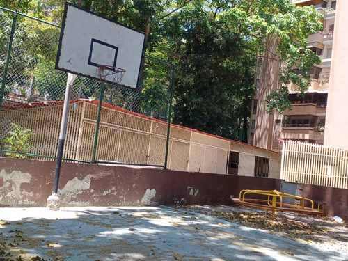 Olga Corina Damiani Apartamento Venta En El Paraiso Mls # 24-19383