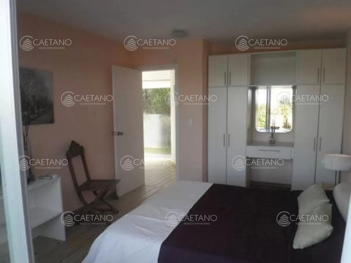 Venta Casa 5 Dormitorios Montoya La Barra