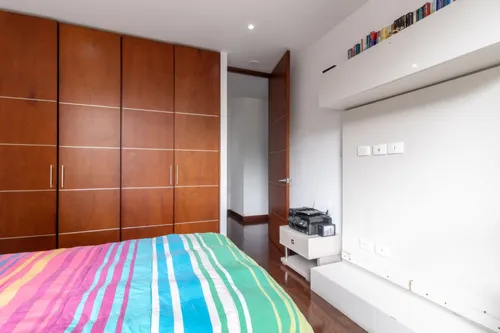 Apartamento En Venta En Chicó Oriental. Cod V9828