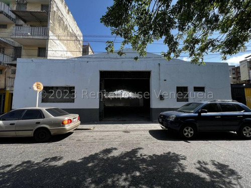 Galpón Comercial En Venta En Centro Barquisimeto Lara. Código 24-6659 Excelente Oportunidad Al Mejor Precio Negociable!!!. Comunicate Conmigo! Gracias. Pregunta Sin Compromiso Kv #
